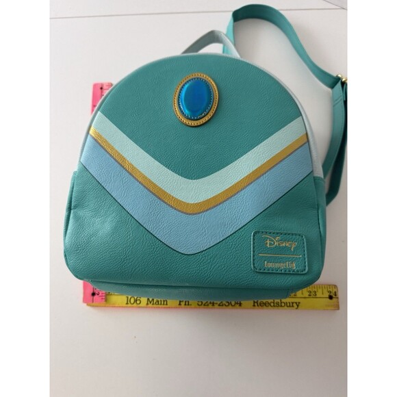 Exclusive Loungefly Disney Princess Jasmin Cosplay Backpack Mini Used Flaws main image 8
